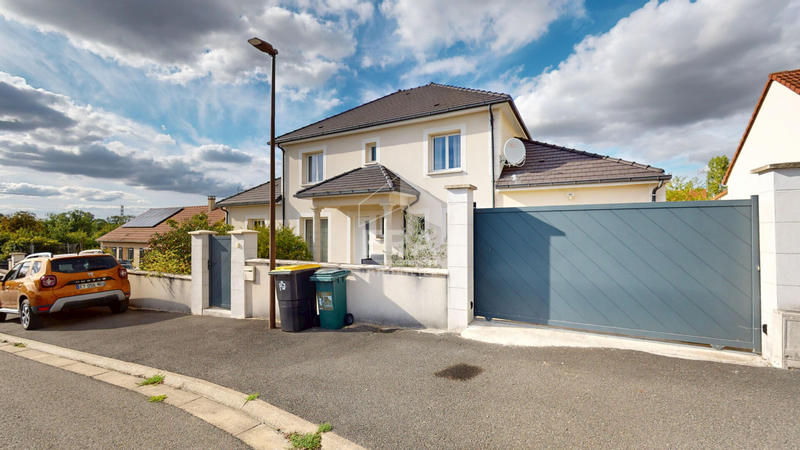 Maison - 150 m² - 6 pièces