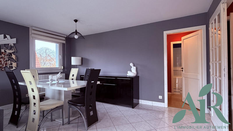 Appartement - 80 m² - 4 pièces
