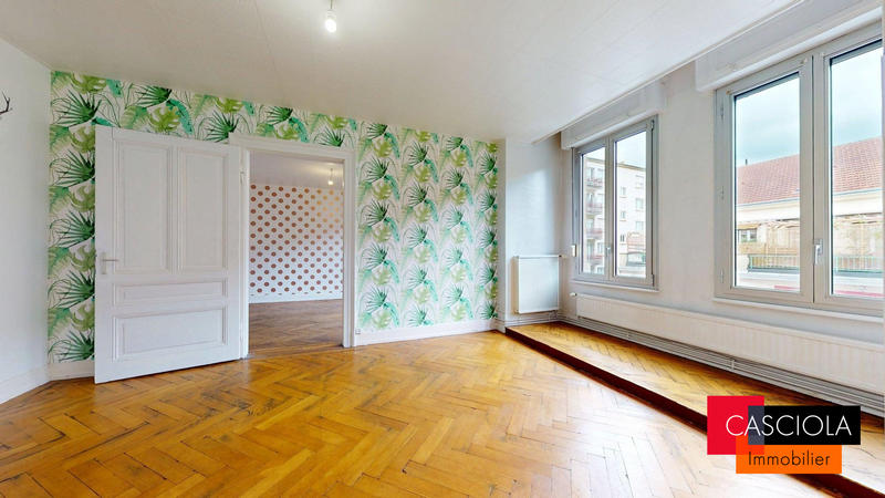 Appartement - 80 m² - 4 pièces