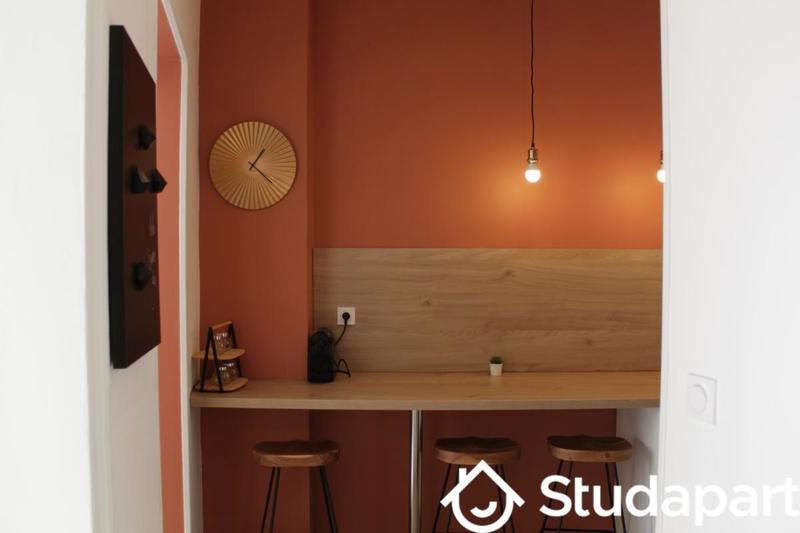 Chambre - 16 m² - 1 pièce