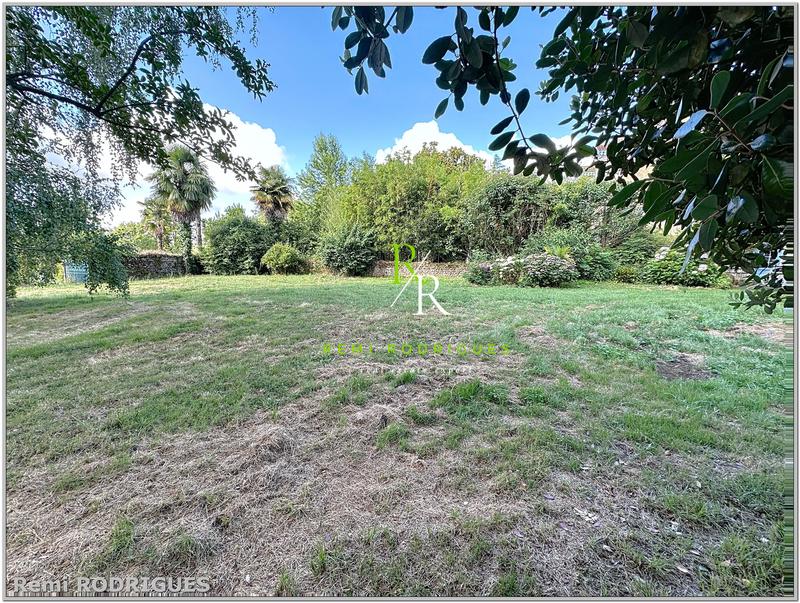 Maison de maîtres - 326 m² - 11 pièces