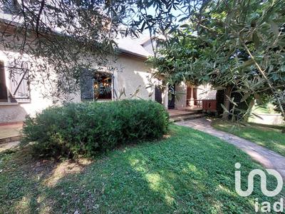 Maison - 389 m² - 10 pièces