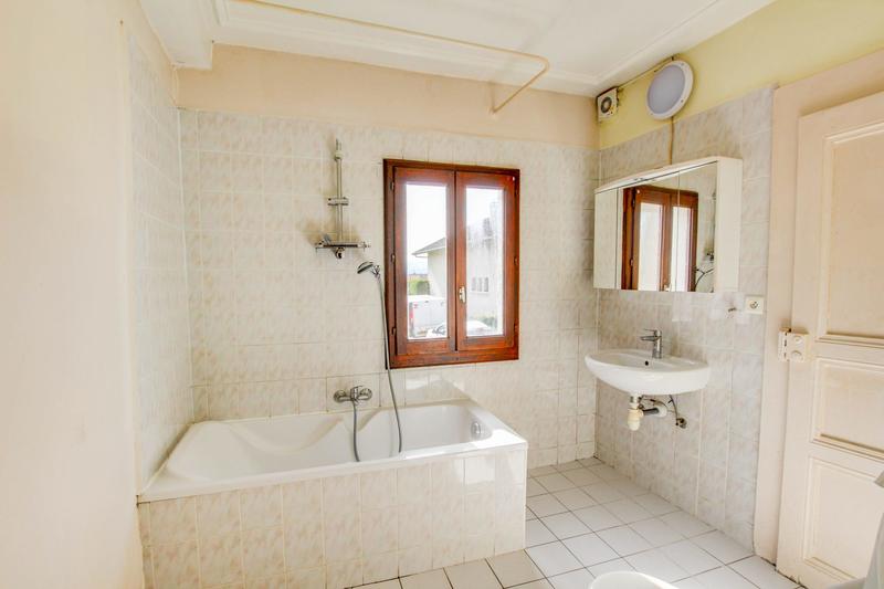 Maison - 136 m² - 5 pièces