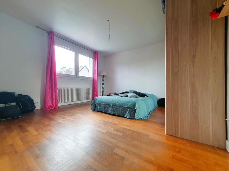 Maison - 173 m² - 6 pièces