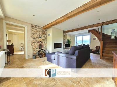 Maison - 178 m² - 6 pièces