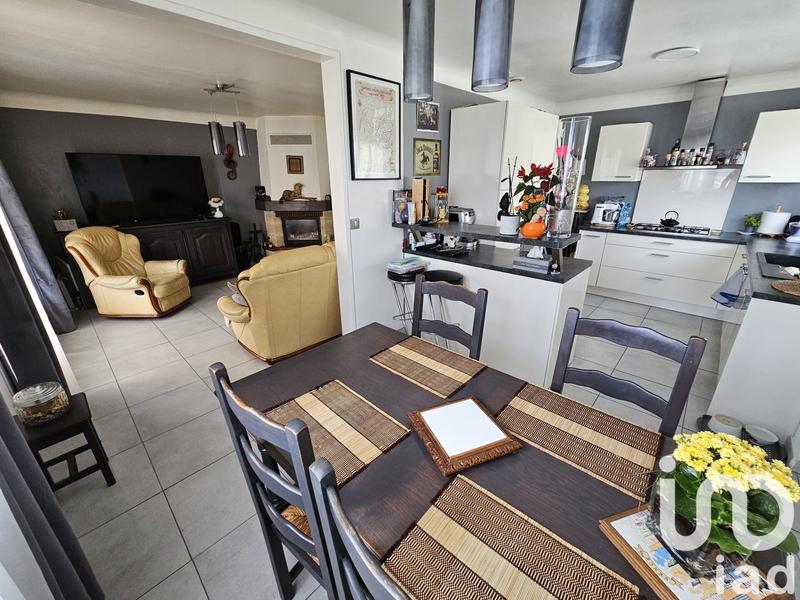 Maison - 101 m² - 4 pièces