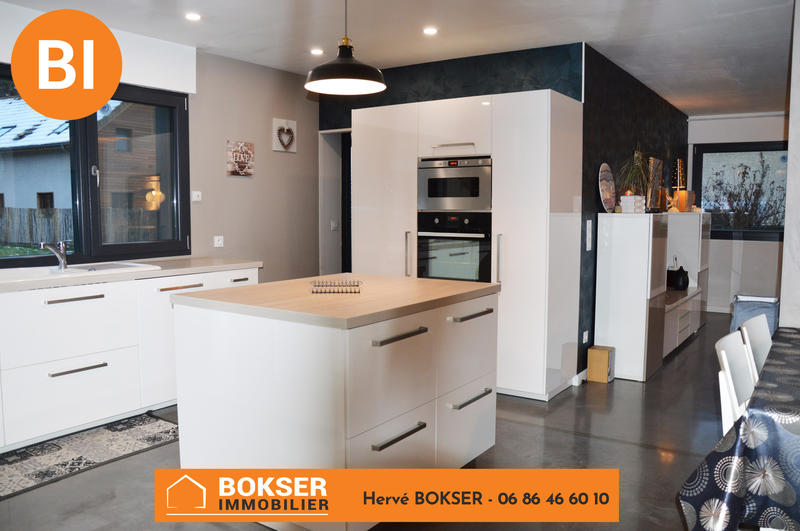 Maison - 186 m² - 6 pièces