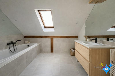 Appartement - 83 m² - 2 pièces