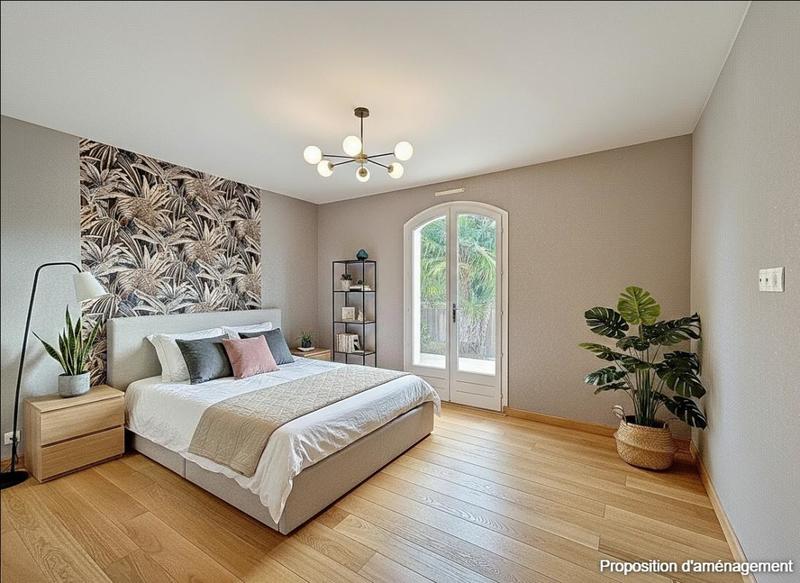 Maison - 206 m² - 9 pièces