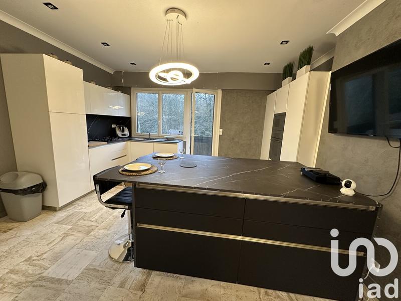 Appartement - 100 m² - 4 pièces