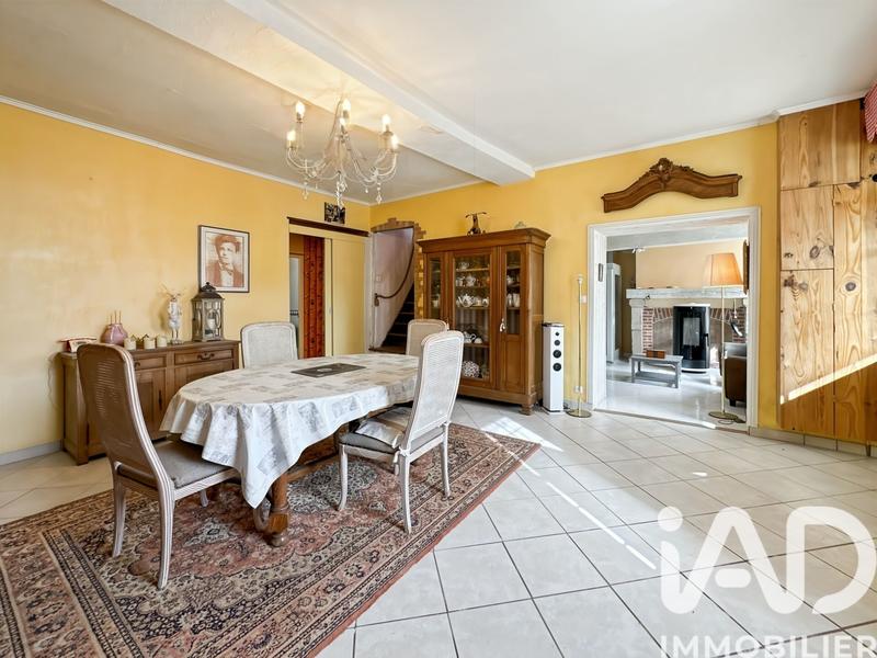 Maison - 188 m² - 9 pièces