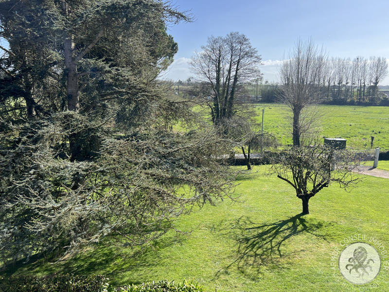 Maison - 183 m² - 6 pièces