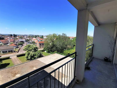 Appartement - 74 m² - 4 pièces