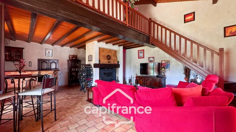 Maison - 164 m² - 7 pièces
