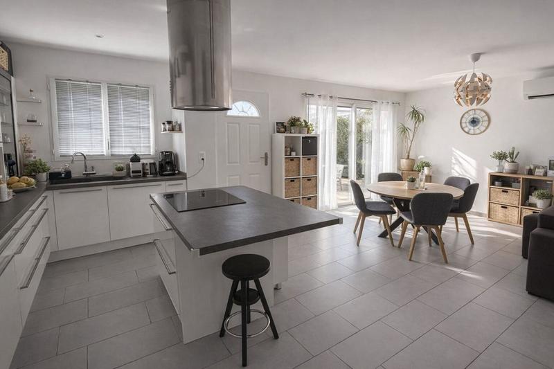 Maison - 81 m² - 4 pièces