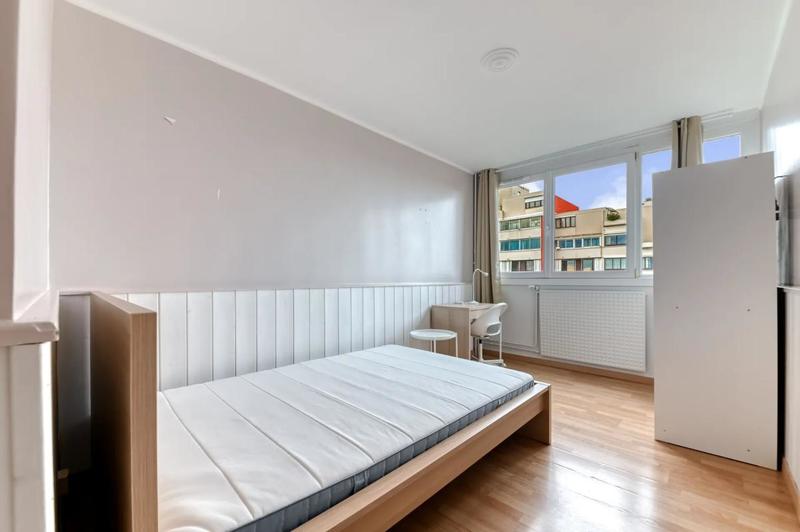 Appartement - 90 m² - 5 pièces