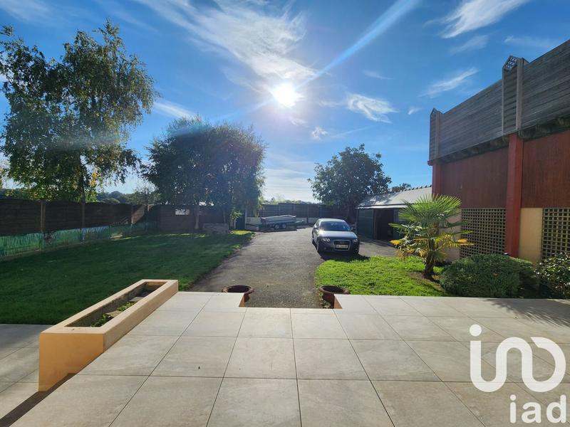 Maison - 400 m² - 10 pièces