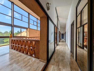 Demeure - 604 m² - 14 pièces