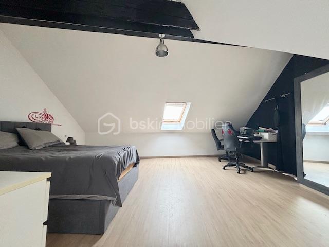 Maison - 163 m² - 8 pièces