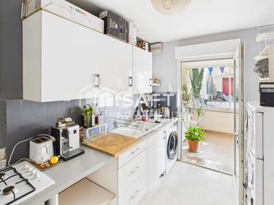 Appartement - 65 m² - 4 pièces