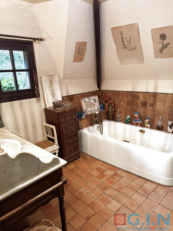 Propriété - 123 m² - 6 pièces