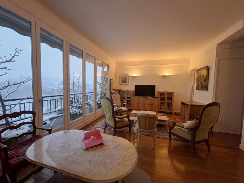 Appartement - 117 m² - 6 pièces