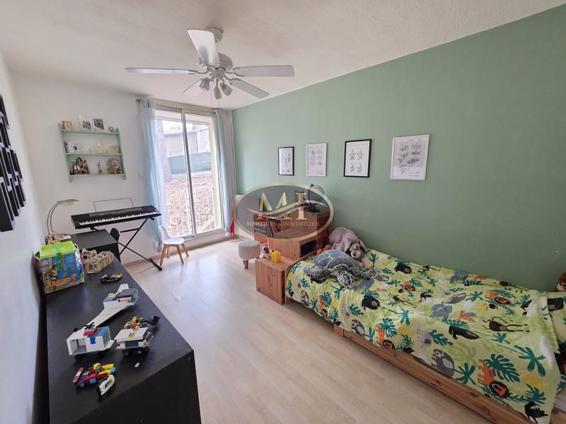 Appartement - 99 m² - 6 pièces