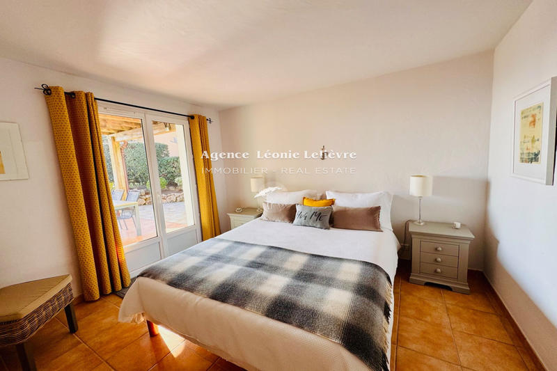 Maison - 102 m² - 4 pièces