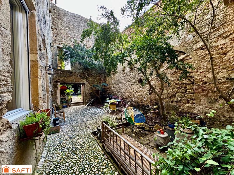 Maison de village - 120 m² - 6 pièces