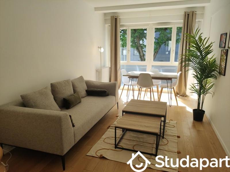 Chambre - 12 m² - 1 pièce