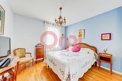 Appartement - 105 m² - 4 pièces