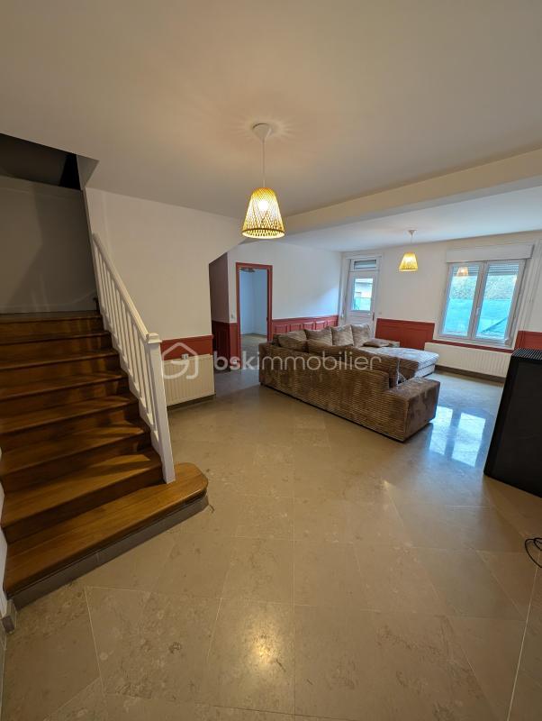 Maison - 169 m² - 7 pièces