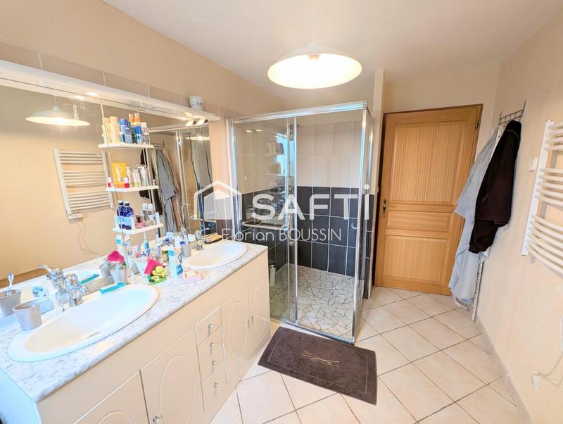 Maison - 144 m² - 6 pièces