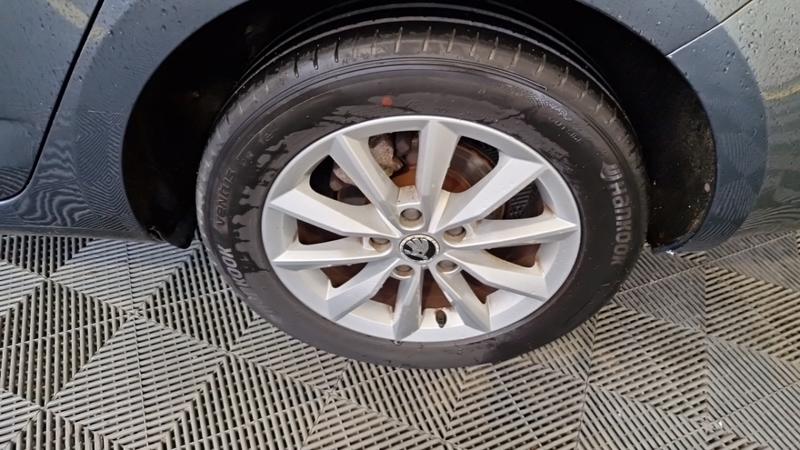 Skoda Octavia Combi 1.6 Tdi 105 Ch Cr Fap Green Tec Business Plus