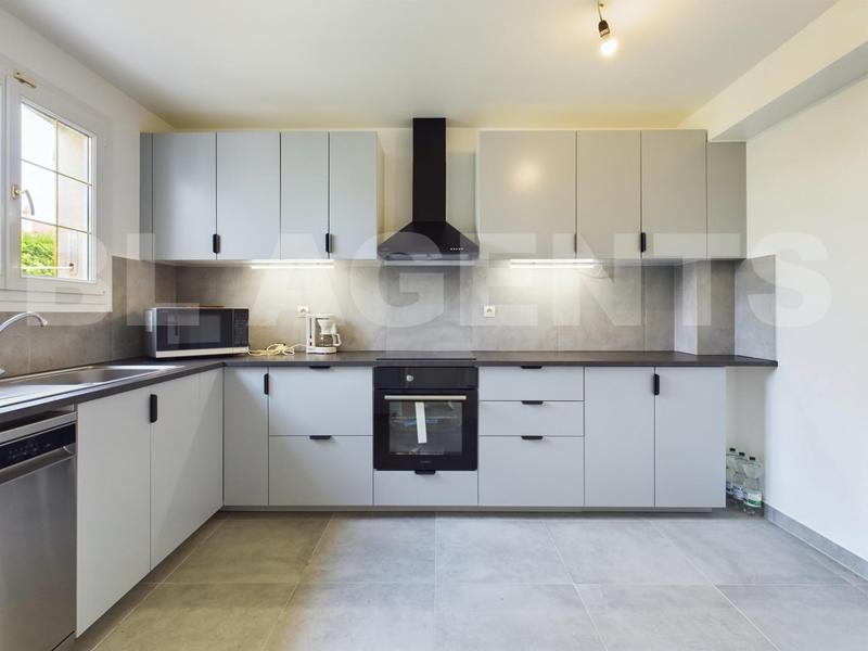 Maison - 160 m² - 5 pièces