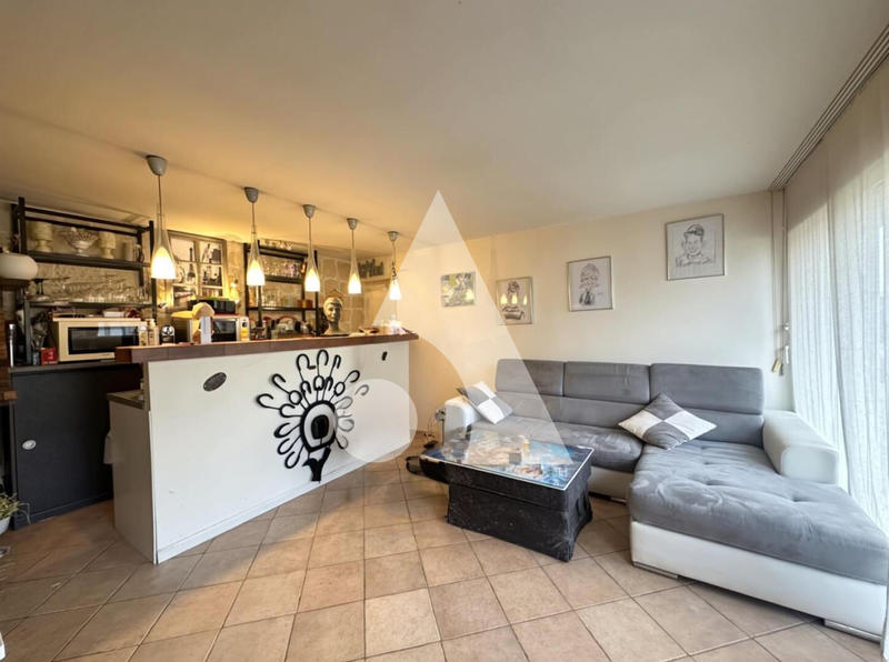 Maison - 114 m² - 6 pièces