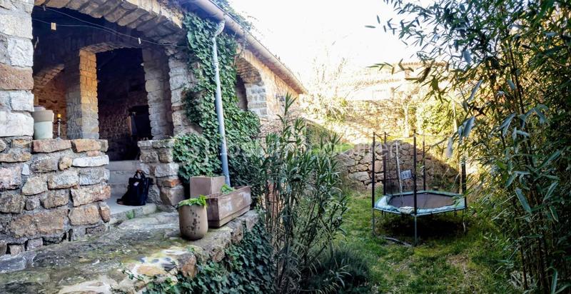 Mas - 352 m² - 6 pièces