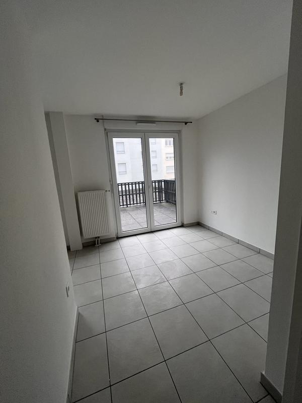 Appartement - 77 m² - 4 pièces