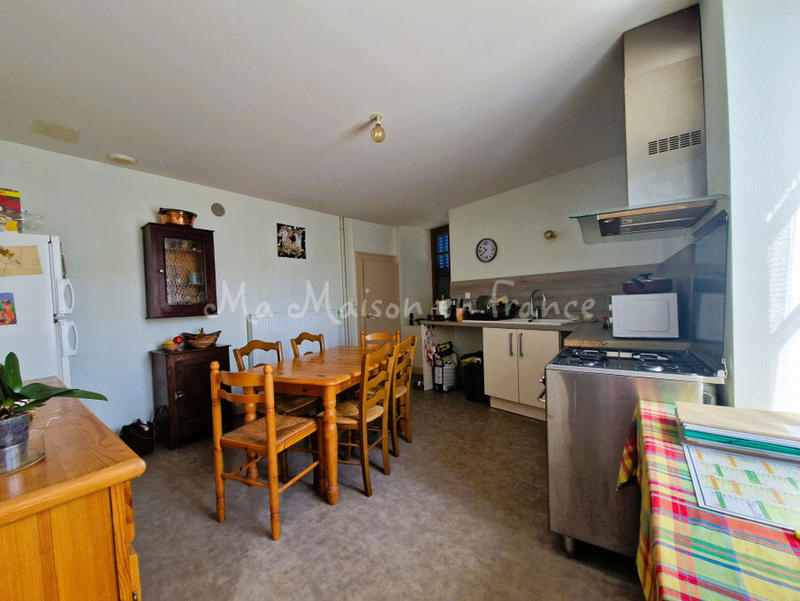 Maison - 85 m² - 4 pièces