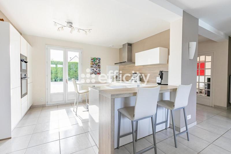 Pavillon - 133 m² - 7 pièces