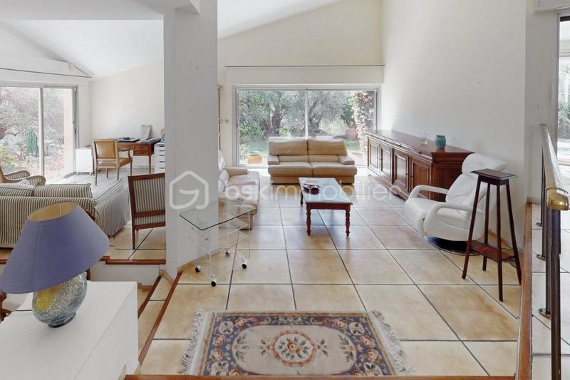 Maison d'architecte - 176 m² - 6 pièces