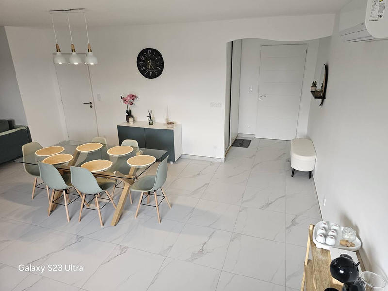 Maison - 95 m² - 5 pièces