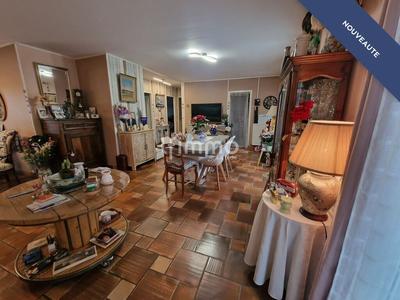 Maison - 84 m² - 3 pièces