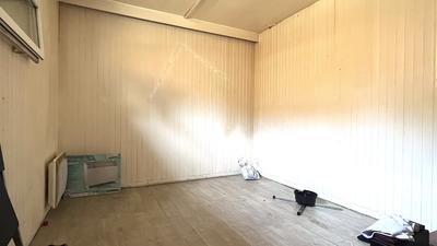 Local commercial - 65 m² - 4 pièces