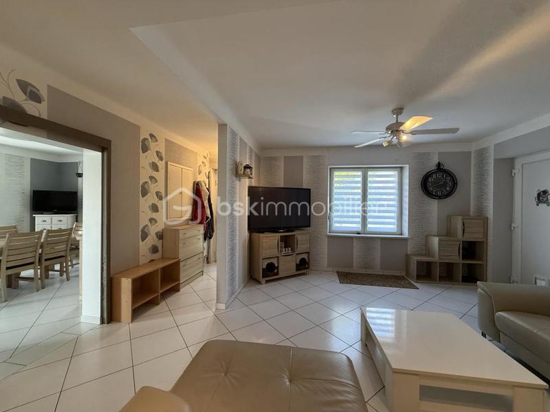 Maison - 177 m² - 7 pièces