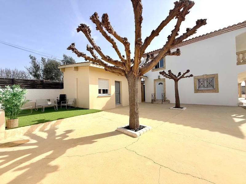 Maison - 200 m² - 5 pièces