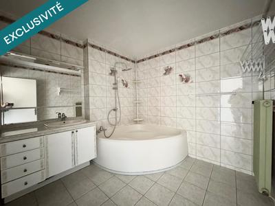 Appartement - 97 m² - 4 pièces