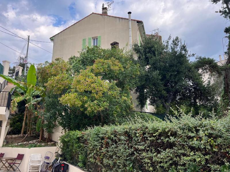 Duplex - 92 m² - 4 pièces