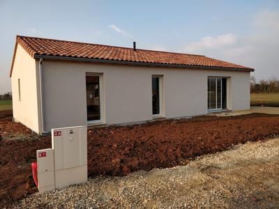 Maison - 94 m² - 4 pièces