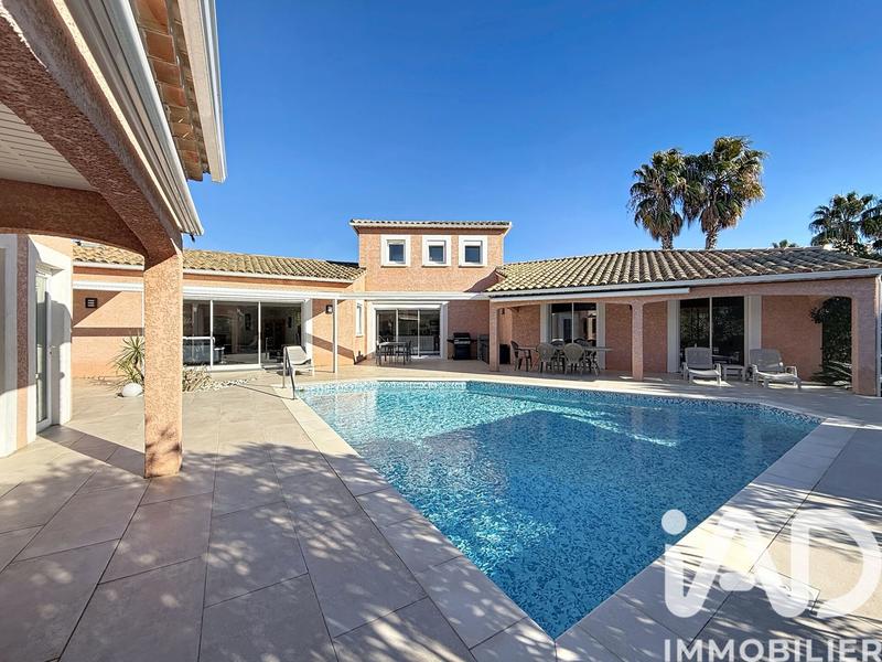 Maison - 198 m² - 7 pièces